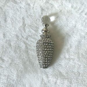 Perfume storage/dispenser